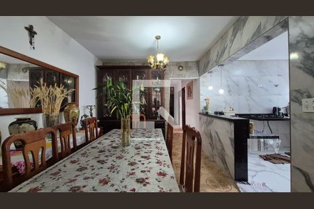 Casa à venda com 8 quartos, 400m² em Parque Novo Oratório, Santo André