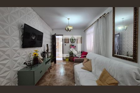 Casa à venda com 8 quartos, 400m² em Parque Novo Oratório, Santo André