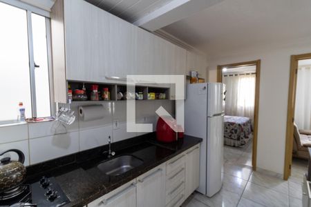 Cozinha e Área de Serviço de apartamento à venda com 2 quartos, 47m² em São José, Porto Alegre