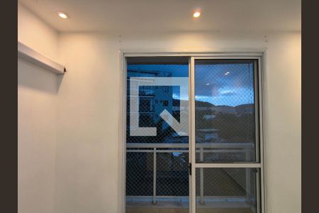 Apartamento à venda com 2 quartos, 52m² em Taquara, Rio de Janeiro