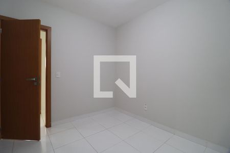 Quarto 1 de apartamento para alugar com 4 quartos, 188m² em Santa Mônica, Uberlândia