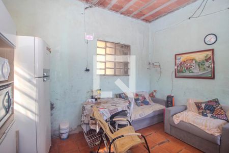 Sala de casa à venda com 2 quartos, 96m² em Hípica, Porto Alegre