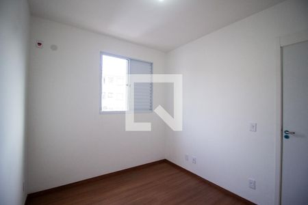 Quarto 2 de apartamento para alugar com 2 quartos, 48m² em Recreio dos Sorocabanos, Sorocaba