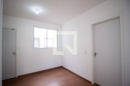 Sala de apartamento para alugar com 2 quartos, 48m² em Recreio dos Sorocabanos, Sorocaba