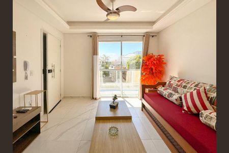 Sala de TV de apartamento para alugar com 2 quartos, 60m² em Ingleses do Rio Vermelho, Florianópolis