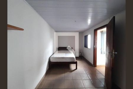 Casa à venda com 4 quartos, 185m² em Jardim Rizzo, São Paulo