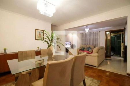 Casa à venda com 11 quartos, 250m² em Vila Indiana, São Paulo