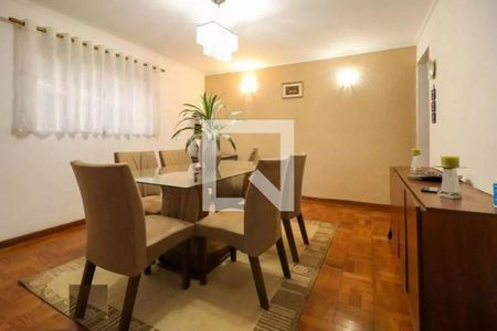 Casa à venda com 11 quartos, 250m² em Vila Indiana, São Paulo