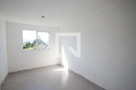 Sala de apartamento para alugar com 2 quartos, 70m² em Taquara, Rio de Janeiro