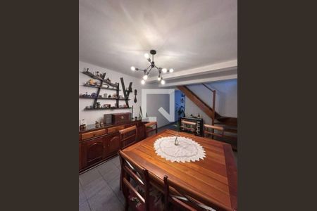 Casa à venda com 4 quartos, 172m² em Vila Butantã, São Paulo