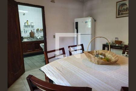 Casa à venda com 2 quartos, 145m² em Vila Dalva, São Paulo