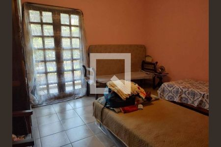 Casa à venda com 2 quartos, 145m² em Vila Dalva, São Paulo