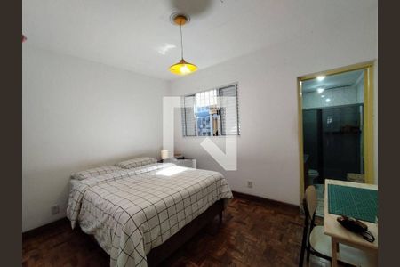 Casa à venda com 3 quartos, 113m² em Vila Dalva, São Paulo