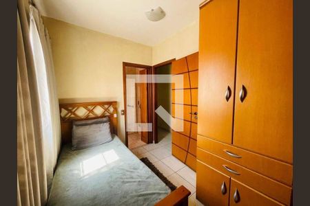 Casa à venda com 4 quartos, 181m² em Jardim Ester, São Paulo