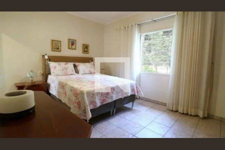 Casa à venda com 4 quartos, 200m² em Jardim Peri Peri, São Paulo