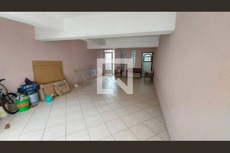 Casa à venda com 3 quartos, 210m² em Jardim Ester, São Paulo