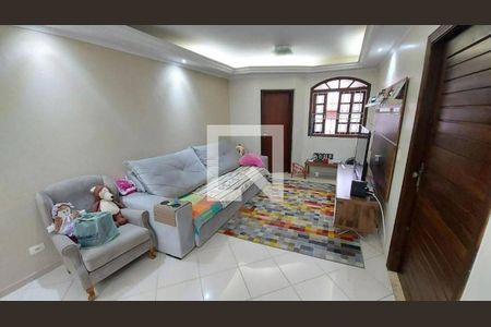 Casa à venda com 3 quartos, 210m² em Jardim Ester, São Paulo