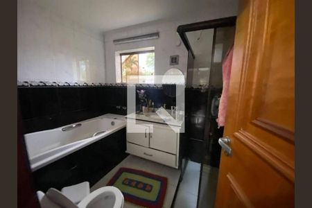 Casa à venda com 3 quartos, 200m² em Parque dos Principes, São Paulo