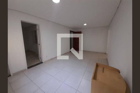 Casa à venda com 5 quartos, 150m² em Vila Indiana, São Paulo