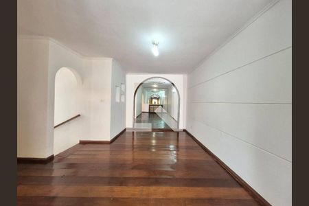 Casa à venda com 3 quartos, 154m² em Conjunto Residencial Butanta, São Paulo