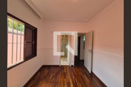 Casa à venda com 3 quartos, 154m² em Conjunto Residencial Butanta, São Paulo