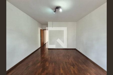 Casa à venda com 3 quartos, 204m² em Jardim Esmeralda, São Paulo