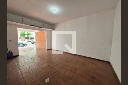 Casa à venda com 3 quartos, 204m² em Jardim Esmeralda, São Paulo