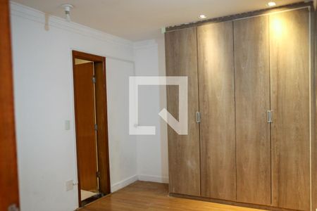 Suíte de casa à venda com 3 quartos, 158m² em Vila Nova Alba, São Paulo