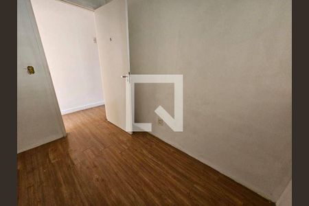 Casa à venda com 2 quartos, 158m² em Vila Nova Alba, São Paulo