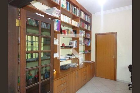 Casa à venda com 4 quartos, 405m² em Cidade São Francisco, São Paulo