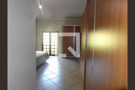 Casa à venda com 4 quartos, 405m² em Cidade São Francisco, São Paulo