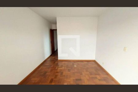 Casa à venda com 4 quartos, 180m² em Vila Sonia, São Paulo