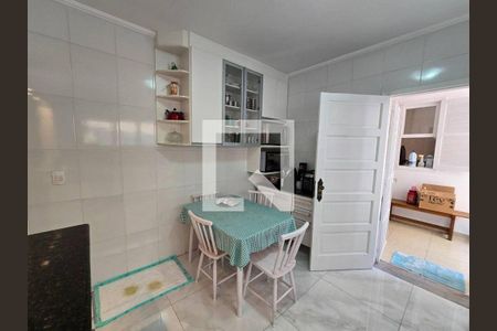 Casa à venda com 3 quartos, 135m² em Butantã, São Paulo