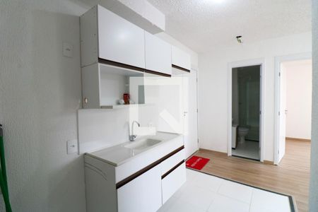 Sala / Cozinha de apartamento para alugar com 2 quartos, 32m² em Jardim Caravelas, São Paulo