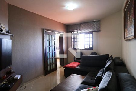 Sala de TV de casa à venda com 3 quartos, 300m² em Mangabeiras, Belo Horizonte