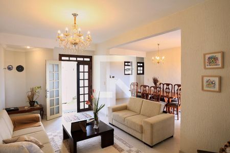 Sala de casa à venda com 3 quartos, 300m² em Mangabeiras, Belo Horizonte