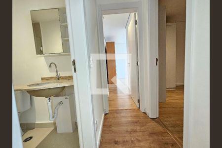 Corredor de apartamento para alugar com 2 quartos, 58m² em Chácara Santo Antônio (zona Sul), São Paulo