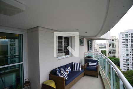 Varanda de apartamento à venda com 3 quartos, 120m² em Barra da Tijuca, Rio de Janeiro
