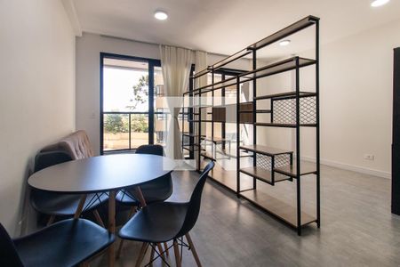 Sala/Cozinha de kitnet/studio para alugar com 1 quarto, 33m² em Cristo Rei, Curitiba