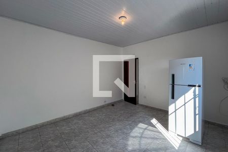 Quarto 1 de casa para alugar com 2 quartos, 200m² em Vila Brasilina, São Paulo