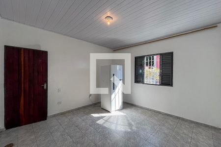 Quarto 1 de casa para alugar com 2 quartos, 200m² em Vila Brasilina, São Paulo