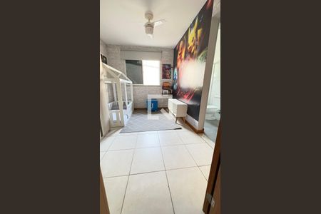 Quarto de casa de condomínio à venda com 3 quartos, 232m² em Freguesia (Jacarepaguá), Rio de Janeiro