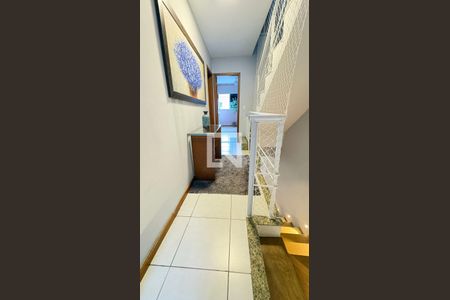 Corredor de casa de condomínio à venda com 3 quartos, 232m² em Freguesia (Jacarepaguá), Rio de Janeiro