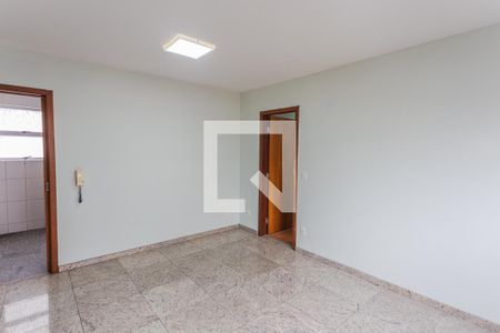 Sala de apartamento para alugar com 3 quartos, 80m² em Cruzeiro, Belo Horizonte