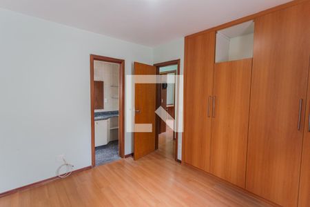 Suíte de apartamento para alugar com 3 quartos, 80m² em Cruzeiro, Belo Horizonte