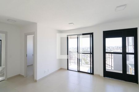 Sala e Cozinha de apartamento para alugar com 2 quartos, 42m² em Vila Campanela, São Paulo