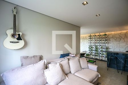 Sala de Tv de apartamento à venda com 1 quarto, 77m² em Vila Suzana, São Paulo