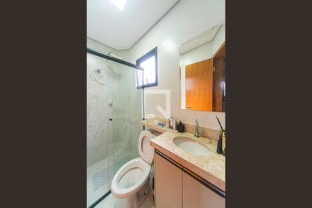 Banheiro  de apartamento à venda com 2 quartos, 59m² em Vila Humaita, Santo André