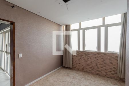 Sala de casa de condomínio para alugar com 4 quartos, 250m² em Planalto Paulista, São Paulo