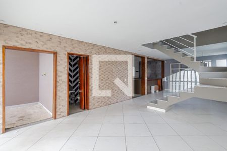 Sala de casa de condomínio para alugar com 4 quartos, 250m² em Planalto Paulista, São Paulo